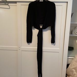 Front tie black crop FLYNN SKYE